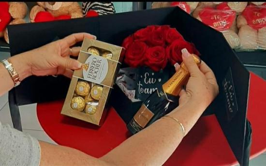 Box de luxo surpresa te amo